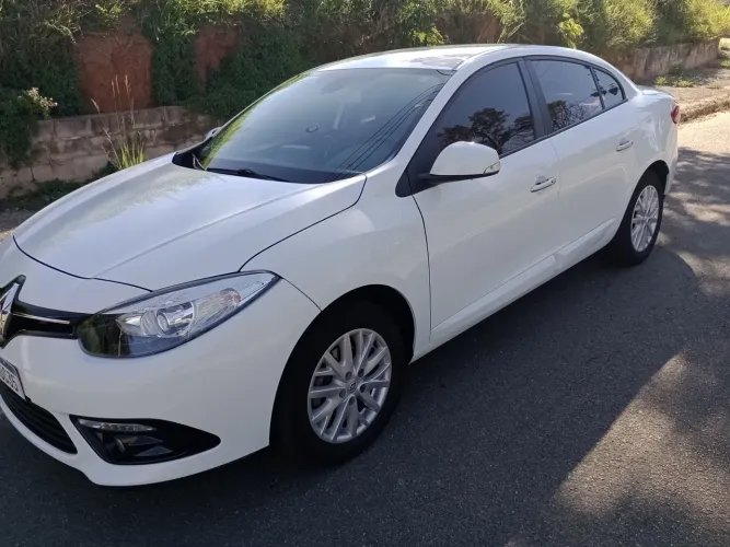 Renault Fluence Sed. Dyn. Plus 2.0 16V Flex Aut. 2016