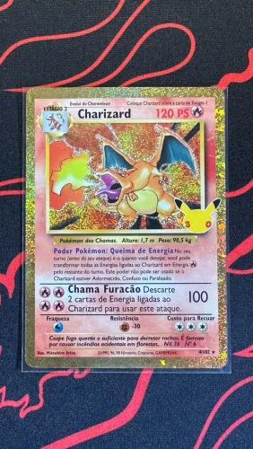 Charizard 30 anos (carta pokemon)