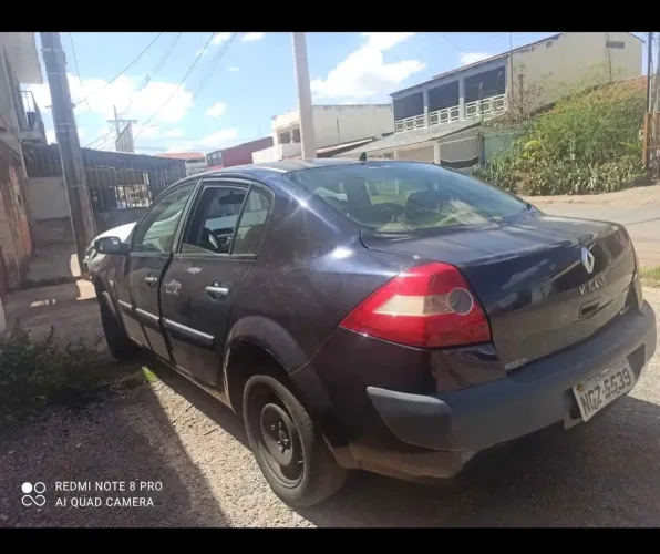 Renault Megane Sedan Dynamique Hi-flex 1.6 16V 2007