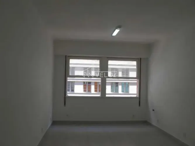 Sala : / Comercial / Centro