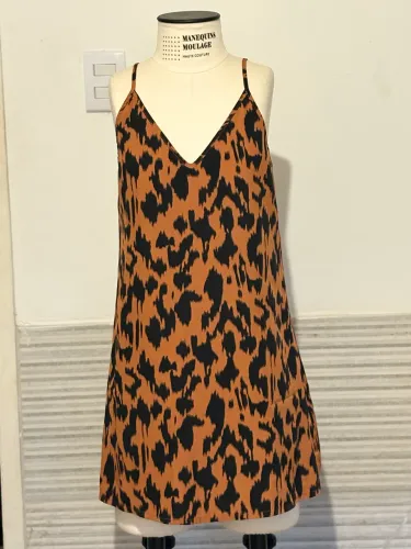 Vestido Shein onça animal print PP