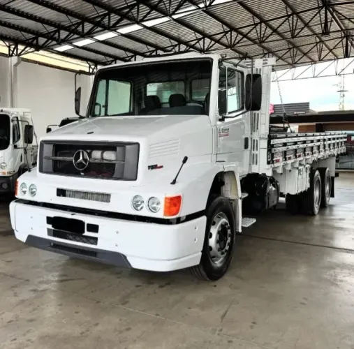 mb l1620 branco 2009 carroceria 8,5m