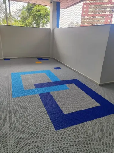 Piso modular antiderrapante para área externa, escola, playground ou varanda ( novo)