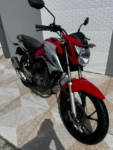 Moto muito nova