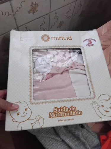 Vendo lote de roupas infantis  meninos e meninas 