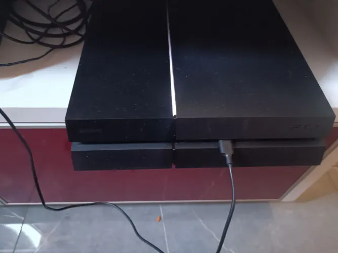 Playstation 4 Fat