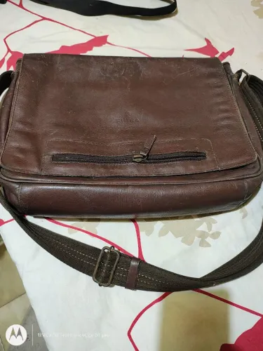 Vendo BOLSA DE COURO  RUTRA  - masculina