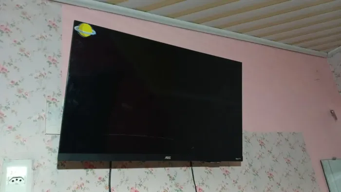 TV AOC ROKU 32"