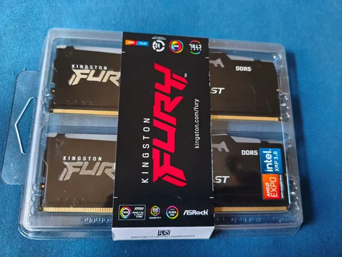 (Novo Lacrado) KIT Memória RAM DDR5 Kingston Fury RGB 32GB 2x16 6000MHZ CL36