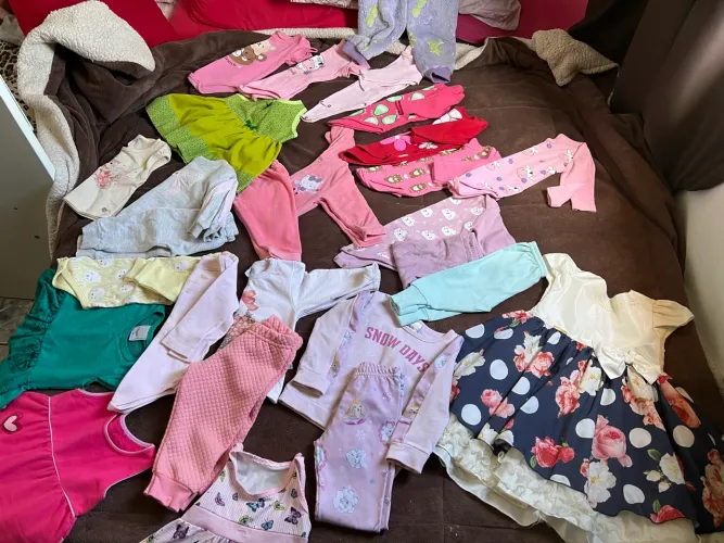 Roupa de menina infantil
