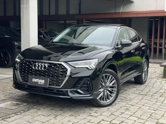 Audi Q3 Performance 2.0 TFSI Tiptr. Quattro 2024