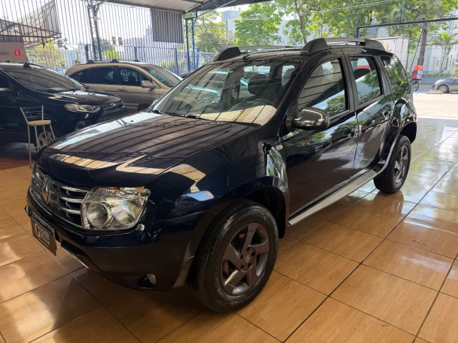 Renault Duster Dynamique 2.0 Hi-flex 16V Aut. 2013