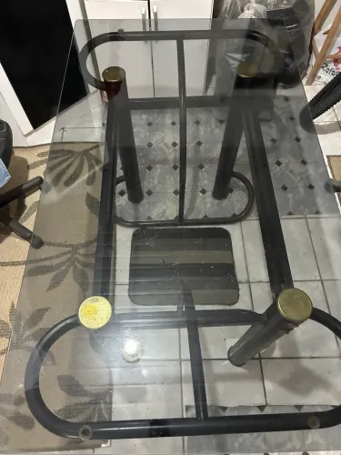 Mesa Jantar 4 lugares tampo de vidro