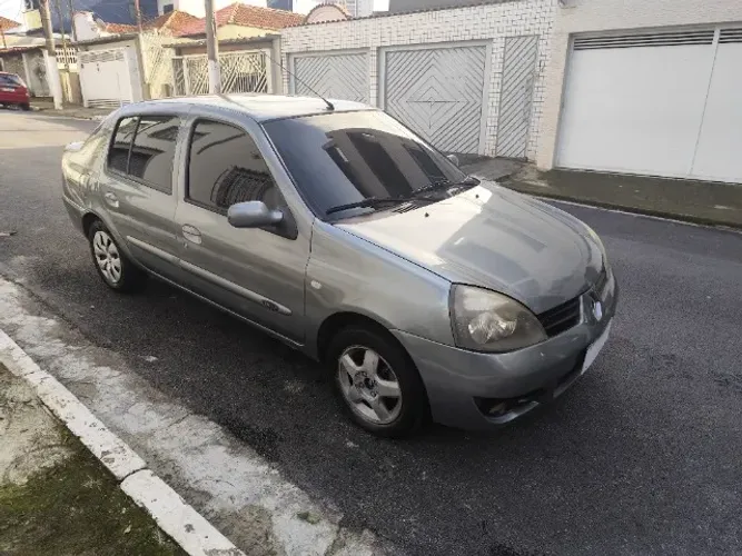 Renault Clio Sed. Privilège Hi-flex 1.6 16V 4P 2008