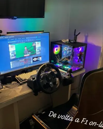 Volante Gamer Logitech G920 para Xbox e PC + Câmbio