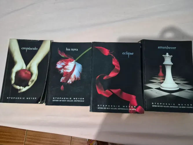Box de Livros usados Crepúsculo - Todos os Livros da saga