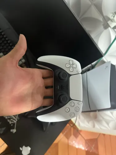 PlayStation 5 slim Sony 1 tb disk bumdle