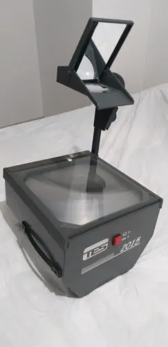 Retroprojetor TES modelo 2015
