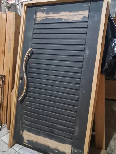 Porta pivotante 118x214mt última peça