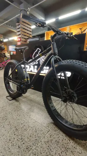 FAT BIKE ELLEVEN ARO 26 | 21V | PNEUS 4.0 | BIKE DIFERENCIADA