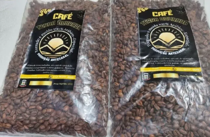 Vendo Café artesanal, Café Terra Dourada, 100% arábica torrado em grãos, Últimas unidades.