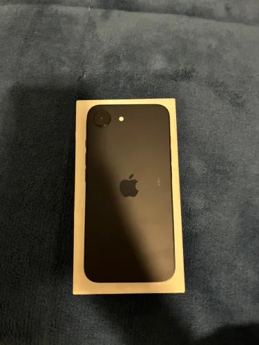 Vendo iPhone 16 E 128 gb , seminovo