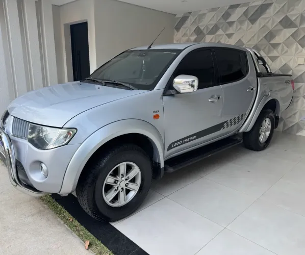 Mitsubishi L200 Triton HPE 3.2 CD TB Int.diesel AUT 2010