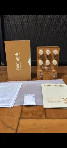 Pedal enigmatic universal áudio
