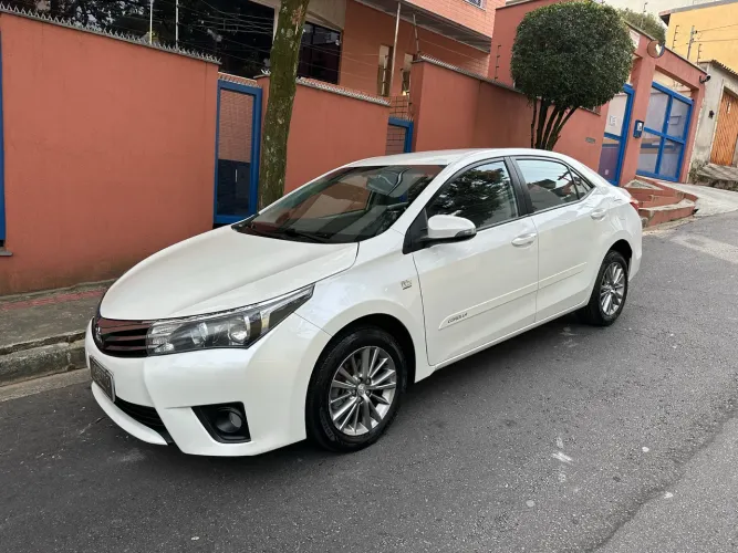 Toyota Corolla XEI 2.0 Flex 16V Aut. 2016