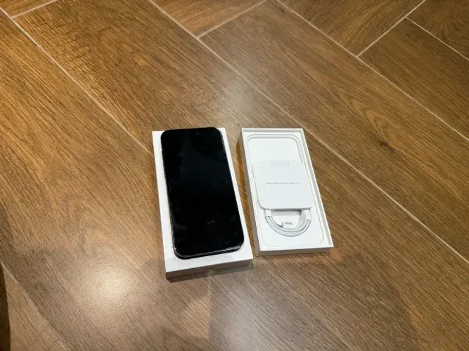 Vendo iPhone 14 pro max usado bateri 85%