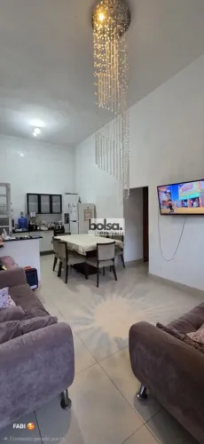 Casa para venda com 100 m² e 3 quartos em Residencial Jardim Jussara, Bauru - SP