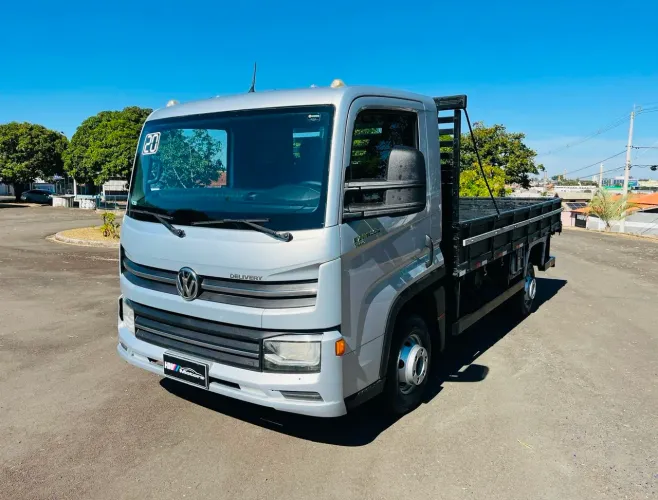 Volkswagen Delivery Express + 3.0 16V 2P TB Diesel 2020