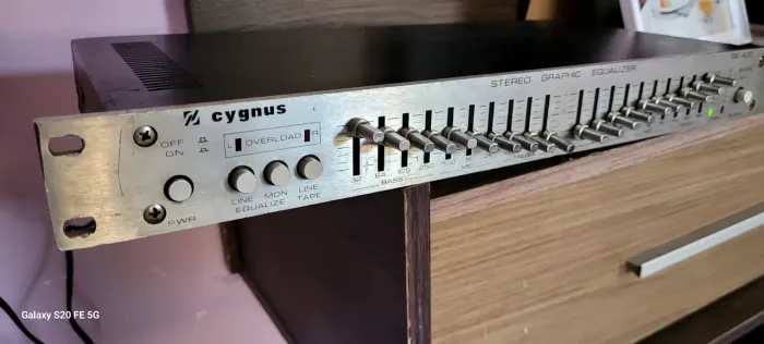 EQUALIZADOR CYGNUS GE 400 FUNCIONANDO PERFEITAMENTE