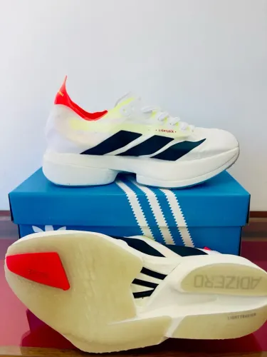Adidas Adizero Adios PRO 4