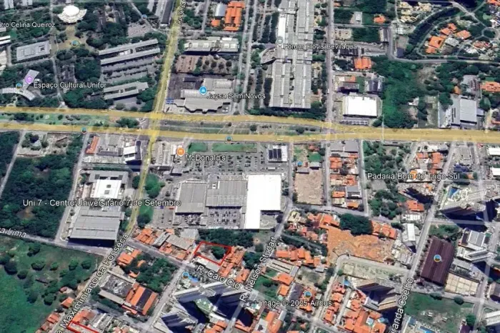 Terreno Próximo ao Fórum, Unifor, Uni7, shoppings Perfeito para Galpão, kitnet, etc..