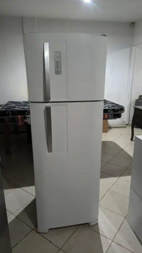 Geladeira Electrolux (aceito cartão com taxa da máquina e entrego com taxa)