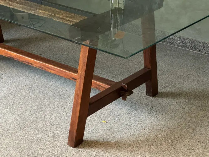 Mesa de jantar rústica