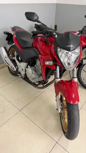 Cb 300