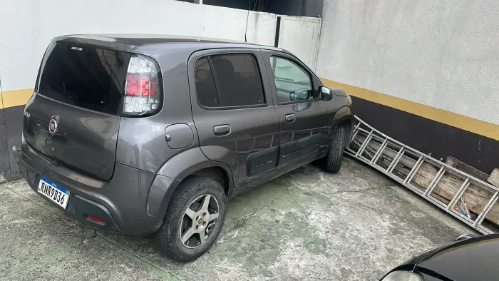 Fiat Uno Attractive 1.0 EVO Fire Flex 8V 5P 2021