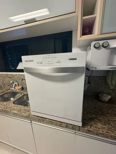 Máquina de Lavar Louça 8 Serviços