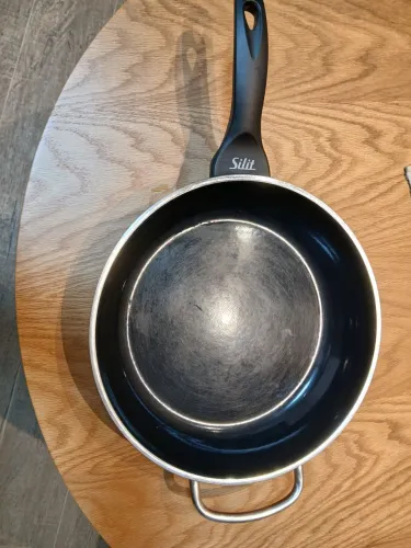 Frigideira profissional alemã,marca Silit,2.6 kgs
