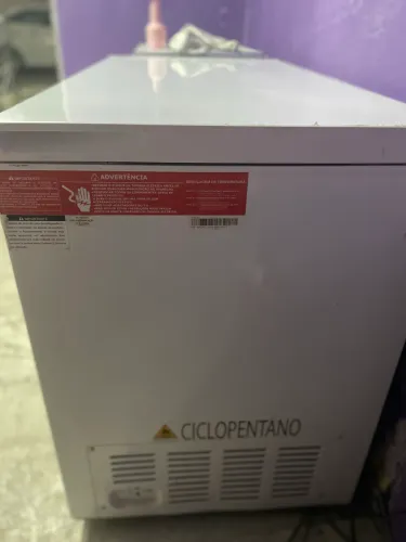 Vende-se um freezer Philco super conservado