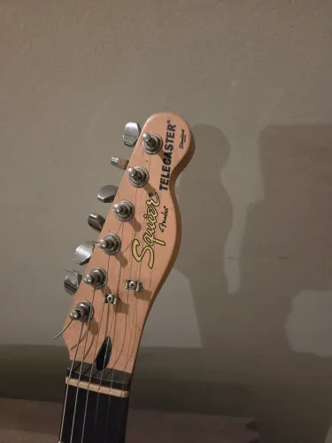 Guitarra Squier Telecaster Standard Indonesian 2014 - Excelente Estado