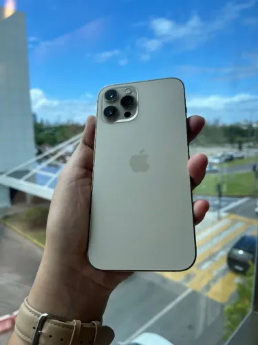 IPHONE 12 PRO MAX, 256GB, DOURADO. ÓTIMA OPORTUNIDADE PRA VOCÊ COMPRAR SEU IPHONE 