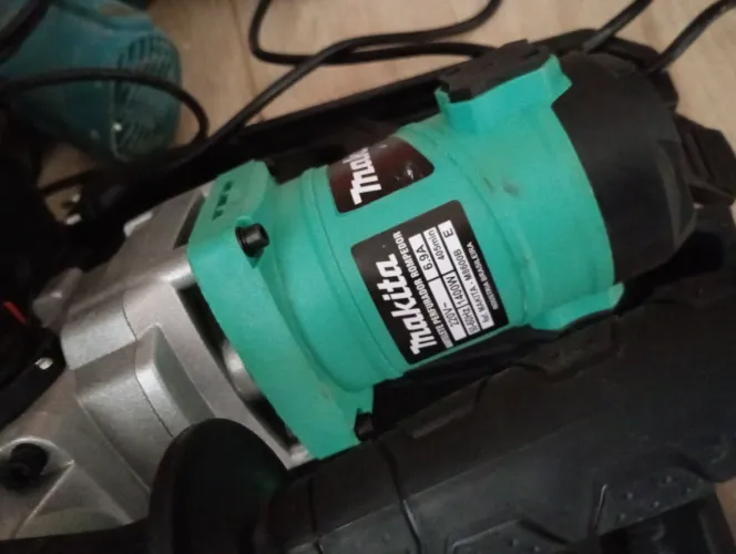 Makita Rompedor 220v