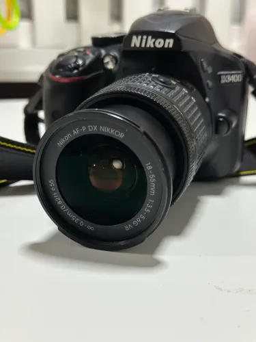 Câmera Fotográfica Digital Nikon D3400