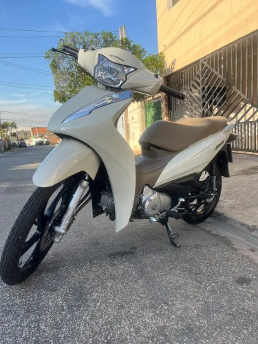 Biz 125 / 2024