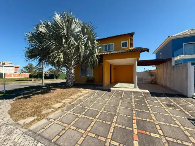 Casa Duplex Alphaville Cabo Frio, 171.90m², 3 Suítes, Cozinha Americana integrada com Sala