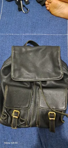Bolsa mochila feminina em couro legitimo