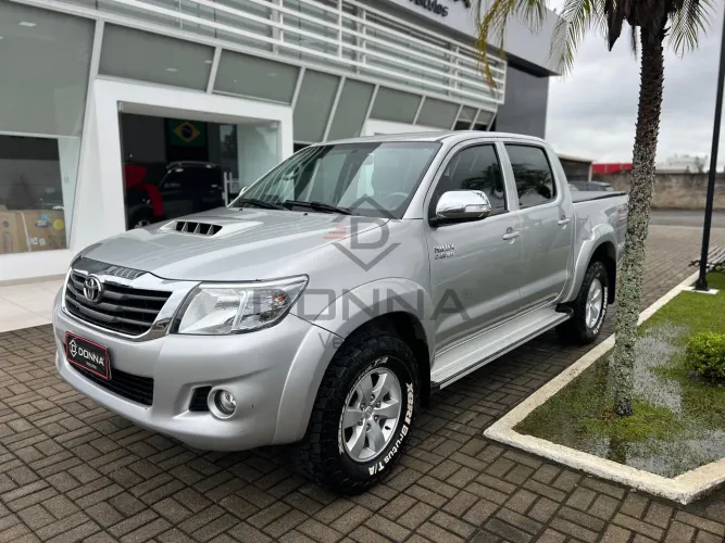 Toyota Hilux CD 4X4 2.8 Diesel Mec. 2013